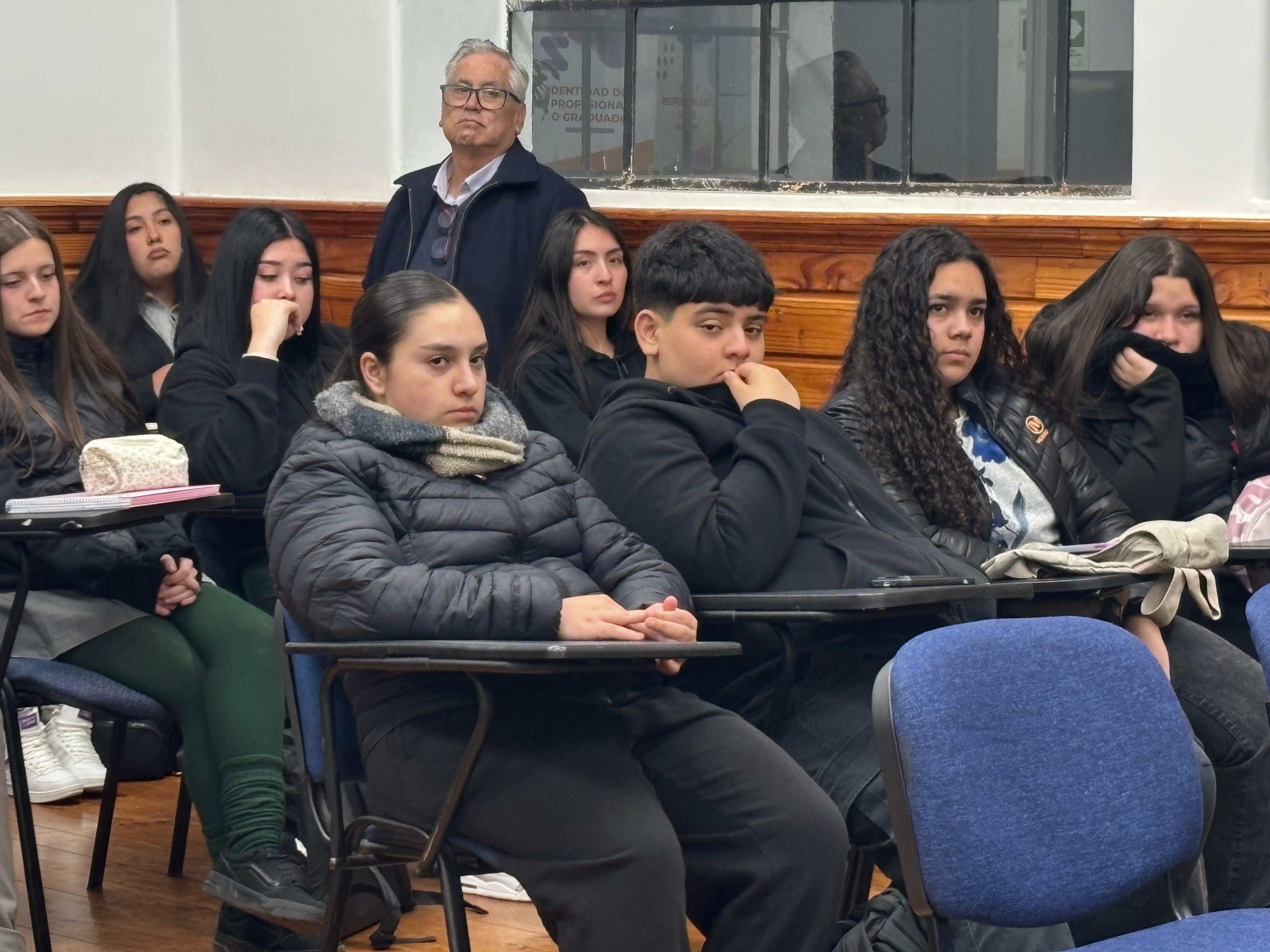 COMENZÓ PREUNIVERSITARIO GRATUITO PARA JÓVENES DE PUCÓN